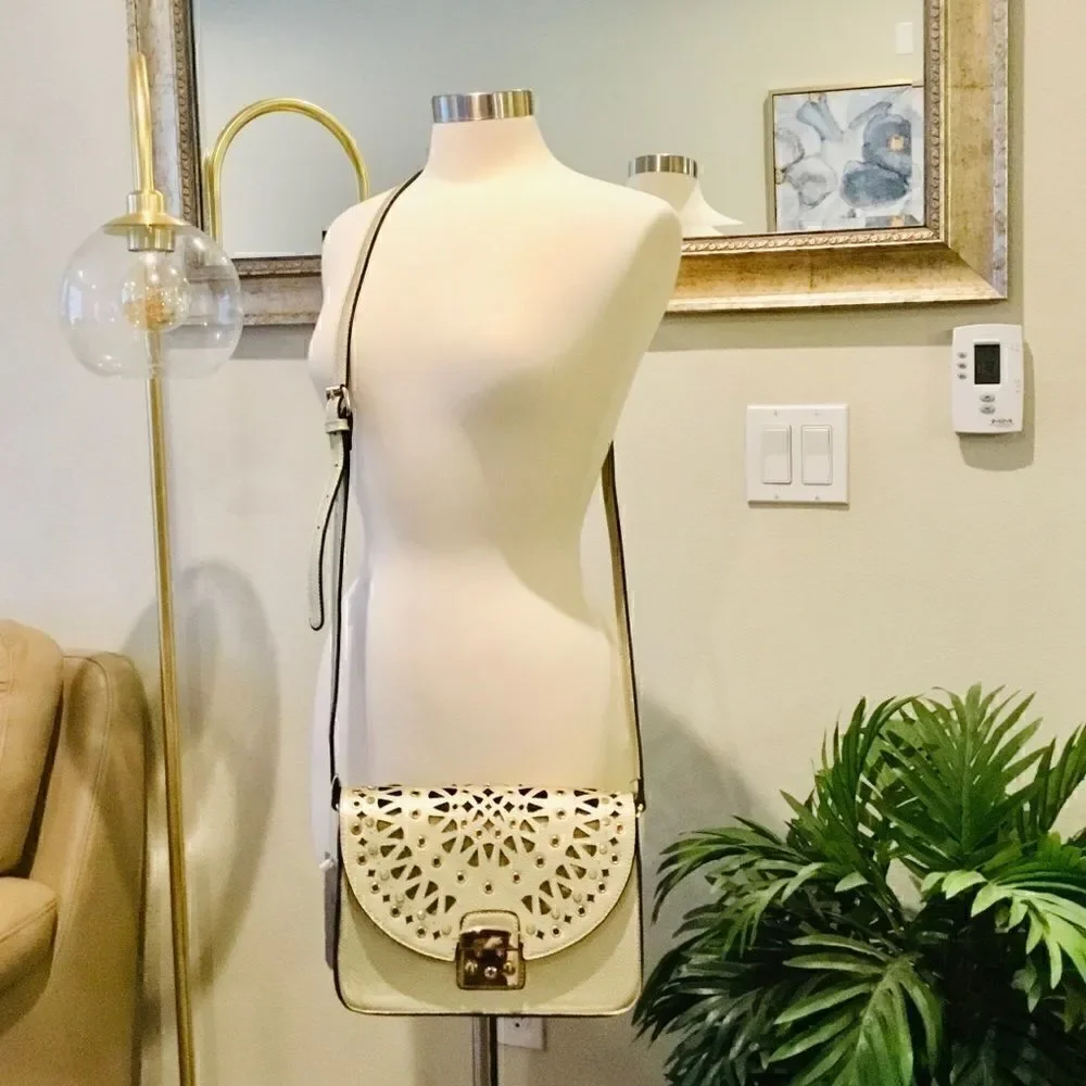 CROSSBODY LASSER CUT DESIGN
